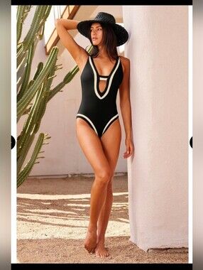 BECCA Coast Line RIB Genevieve Plunge One Piece Swimsuit NWT